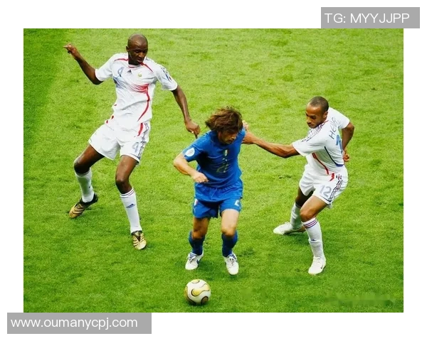 历届足球明星的辉煌成就与传奇故事回顾