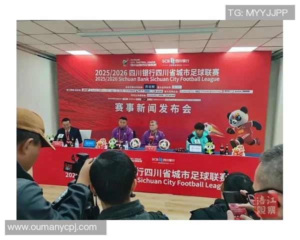 深圳足球队与武汉足球队赛后复盘分析比赛经验与战术调整探讨 深圳足球队与武汉足球队赛后复盘分析比赛经验与战术调整探讨